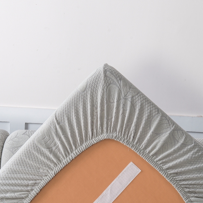 91家纺网 家纺一手货源 找家纺 千彤沙发垫 2023新款提花三叶草沙发笠 银灰