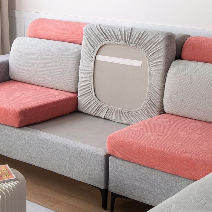 91家纺网 家纺一手货源 找家纺 千彤沙发垫 2023新款提花三叶草沙发笠 银灰豆沙