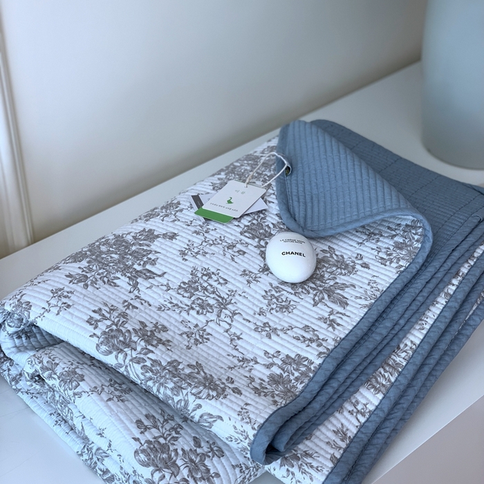 91家纺网 家纺一手货源 找家纺 汇庭2023新款大鹅水洗棉220*240床盖三件套 艾菲尔庄园