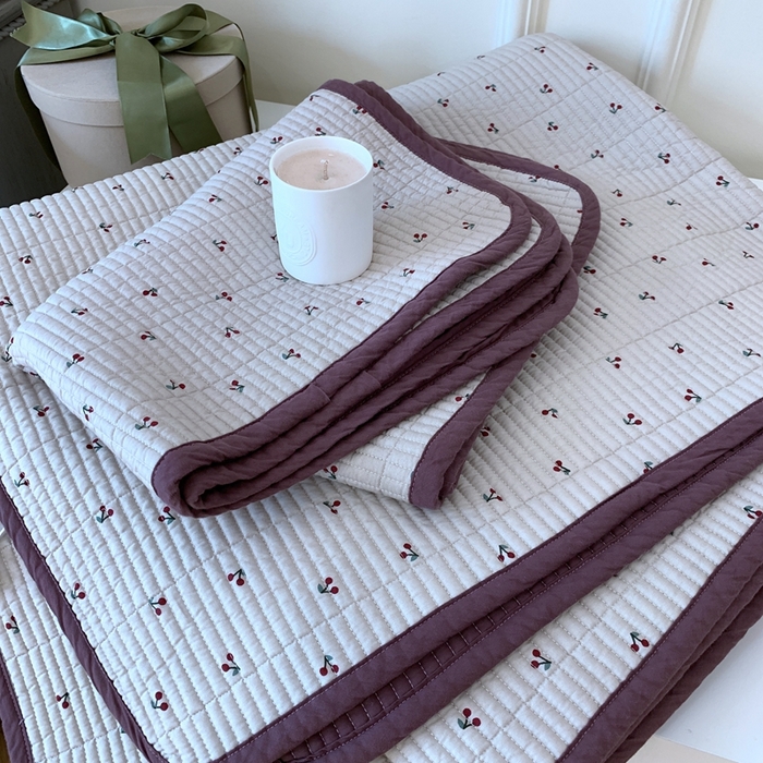 91家纺网 家纺一手货源 找家纺 汇庭2023新款大鹅水洗棉220*240床盖三件套 车厘子庄园