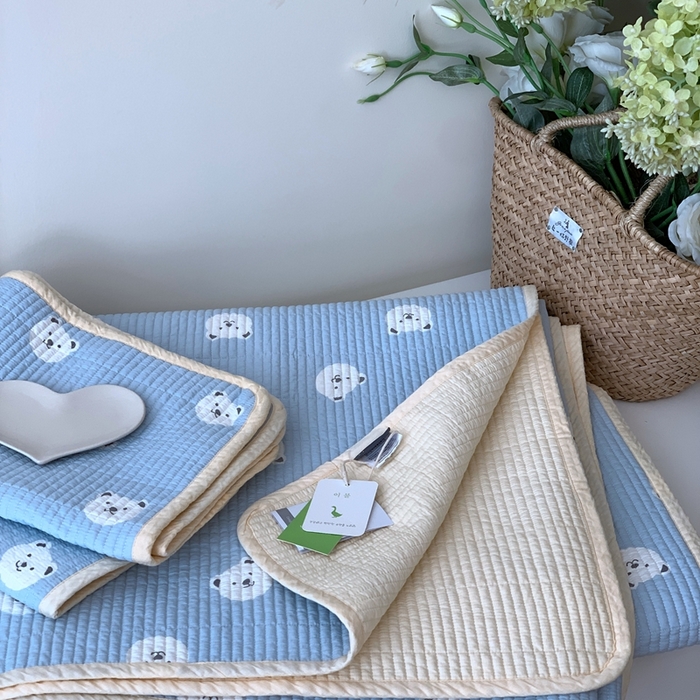 91家纺网 家纺一手货源 找家纺 汇庭2023新款大鹅水洗棉220*240床盖三件套 嘟嘟熊庄园