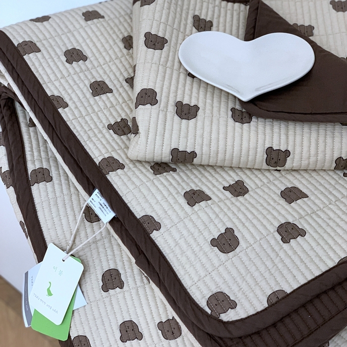 91家纺网 家纺一手货源 找家纺 汇庭2023新款大鹅水洗棉220*240床盖三件套 朵朵熊庄园