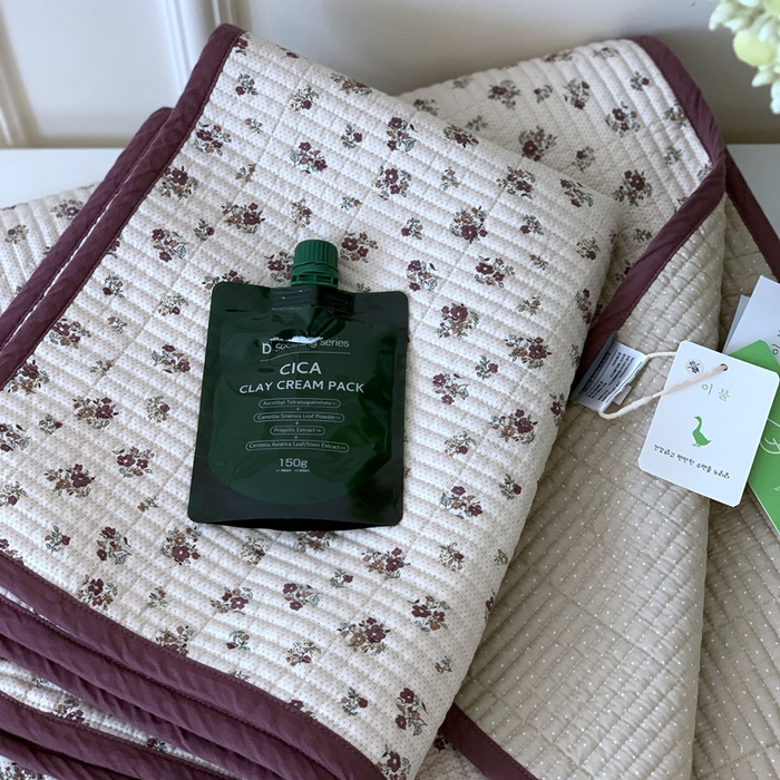 91家纺网 家纺一手货源 找家纺 汇庭2023新款大鹅水洗棉220*240床盖三件套 卡诺琳