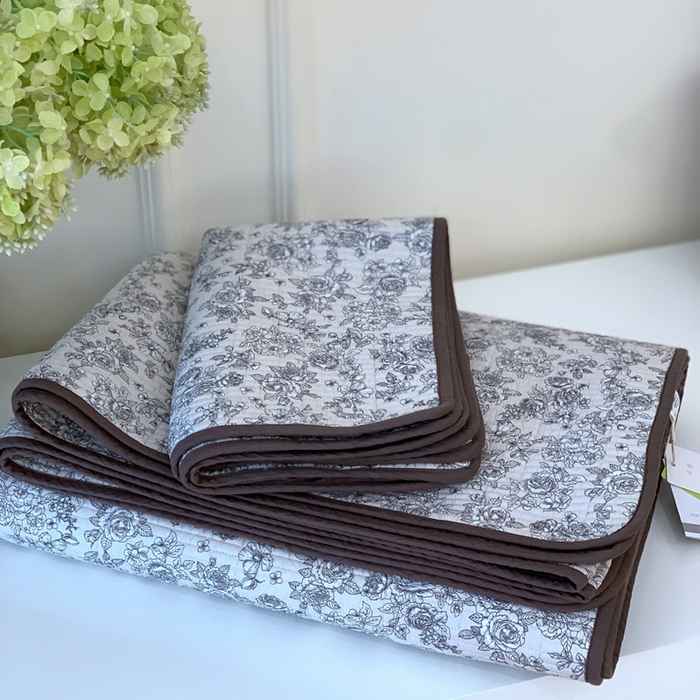 91家纺网 家纺一手货源 找家纺 汇庭2023新款大鹅水洗棉220*240床盖三件套 莉莉安