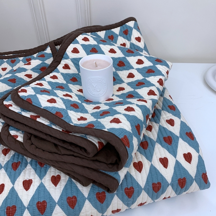 91家纺网 家纺一手货源 找家纺 汇庭2023新款大鹅水洗棉220*240床盖三件套 洛伊庄园