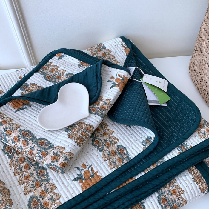 91家纺网 家纺一手货源 找家纺 汇庭2023新款大鹅水洗棉220*240床盖三件套 梦露白庄园