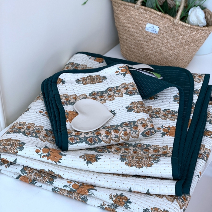 91家纺网 家纺一手货源 找家纺 汇庭2023新款大鹅水洗棉220*240床盖三件套 梦露白庄园