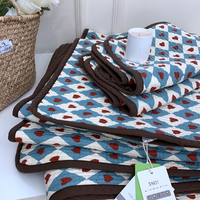 91家纺网 家纺一手货源 找家纺 汇庭2023新款大鹅水洗棉220*240床盖三件套 洛伊庄园