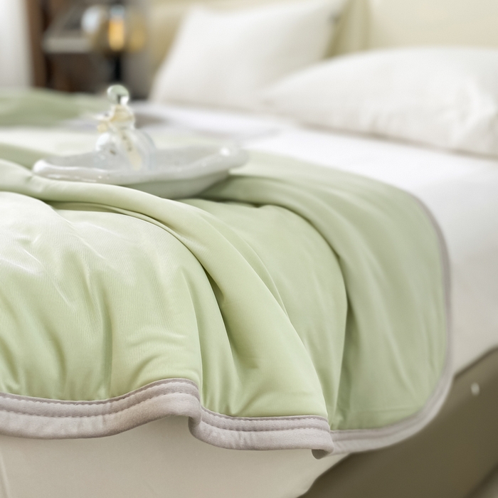 91家纺网 家纺一手货源 找家纺 欧邦 新款素色凉感丝单夏被 浅绿