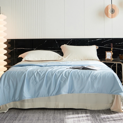 91家纺网 家纺一手货源 找家纺 巴宝路2025款竹纤维天竹夏被 那不勒斯蓝