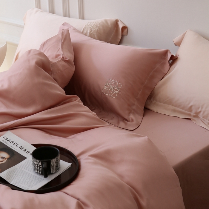 91家纺网 家纺一手货源 找家纺 （总）榻尚家居 2023新款80纯色天丝简约绣花四件套-清欢