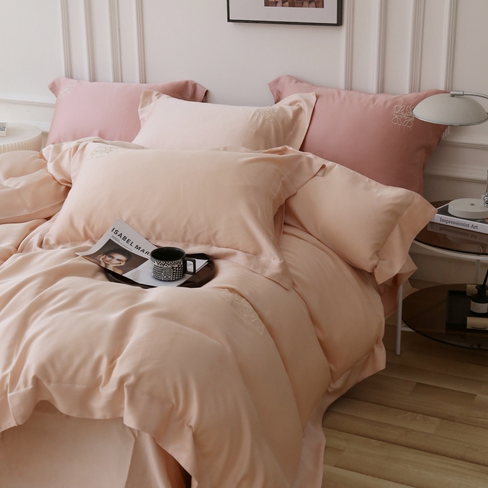 91家纺网 家纺一手货源 找家纺 榻尚家居 2023新款80纯色天丝简约绣花四件套-清欢 裸色