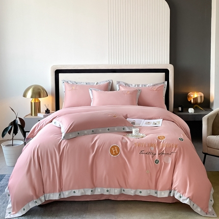 91家纺网 家纺一手货源 找家纺 伊人居 2023新款H款刺绣四件套夏之初系列 樱花粉