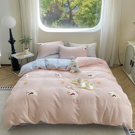 91家纺网 家纺一手货源 找家纺 （总）柚子 2023新款全棉高克重华夫格刺绣四件套