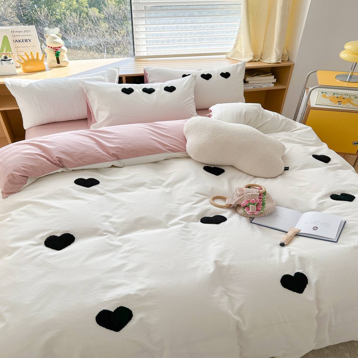 91家纺网 家纺一手货源 找家纺 柚子 2023新款全棉水洗棉刺绣套件 水洗棉-黑爱心