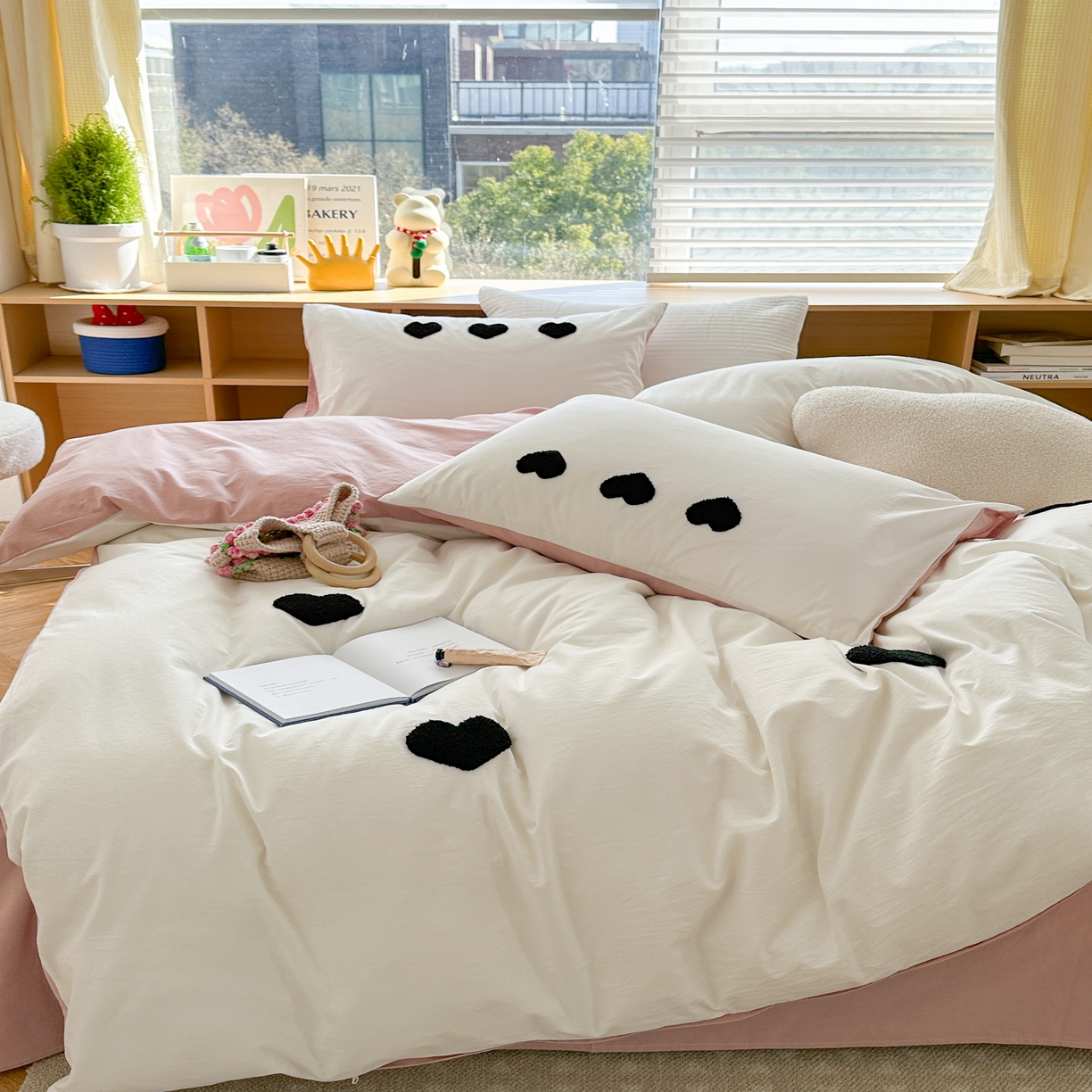 91家纺网 家纺一手货源 找家纺 柚子 2023新款全棉水洗棉刺绣套件 水洗棉-黑爱心