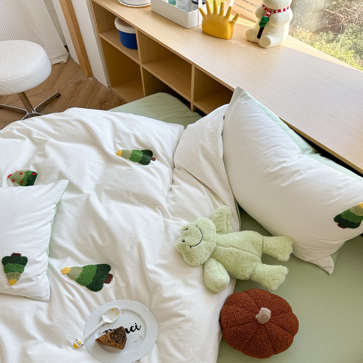 91家纺网 家纺一手货源 找家纺 柚子 2023新款全棉水洗棉刺绣套件 水洗棉-小树