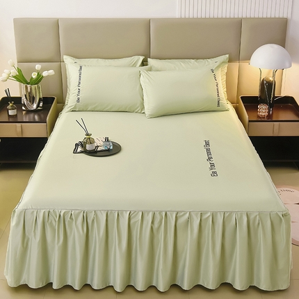 91家纺网 家纺一手货源 找家纺 七仙女家纺 2025新款水洗真丝天丝系列单床裙 浅豆绿