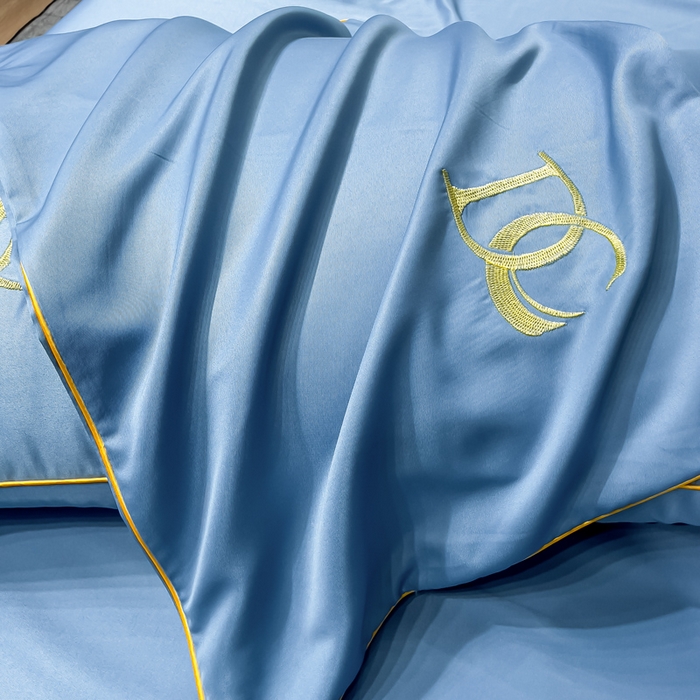 91家纺网 家纺一手货源 找家纺 创优 2025新款水洗真丝滚边夏被四件套 宾利蓝