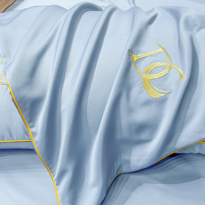 91家纺网 家纺一手货源 找家纺 创优 2025新款水洗真丝滚边夏被四件套 天空蓝