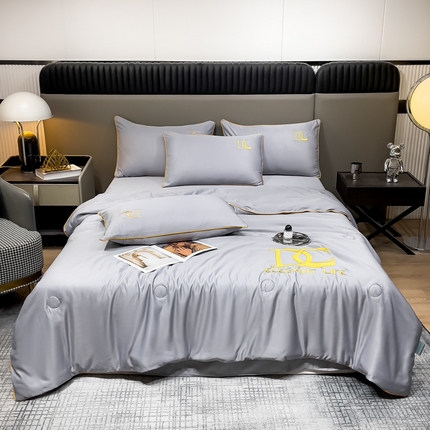 91家纺网 家纺一手货源 找家纺 创优 2025新款水洗真丝滚边夏被四件套 高级灰