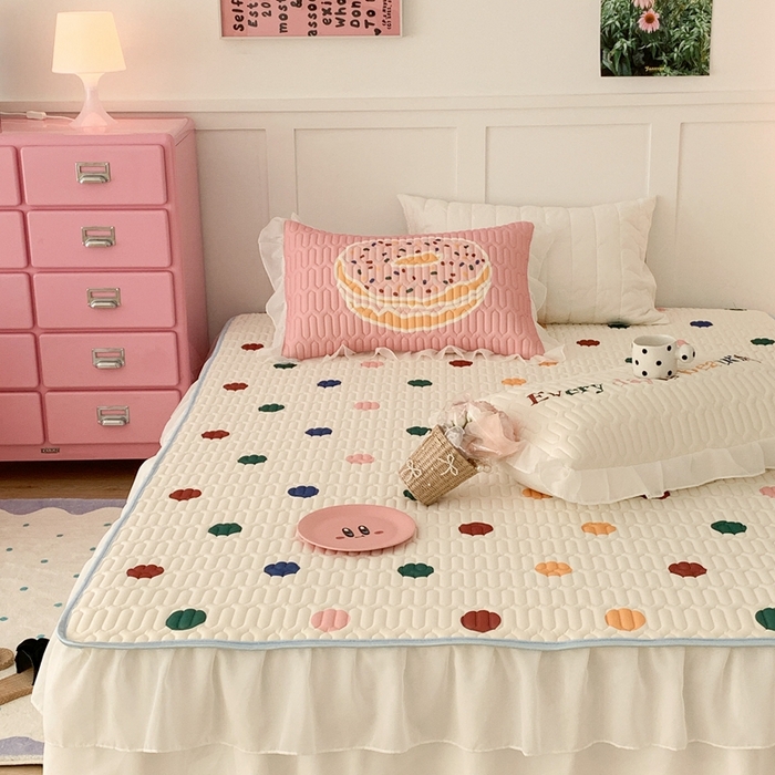 91家纺网 家纺一手货源 找家纺 昔可家纺 2023新款双层雪纺纱乳胶床裙 彩色波点