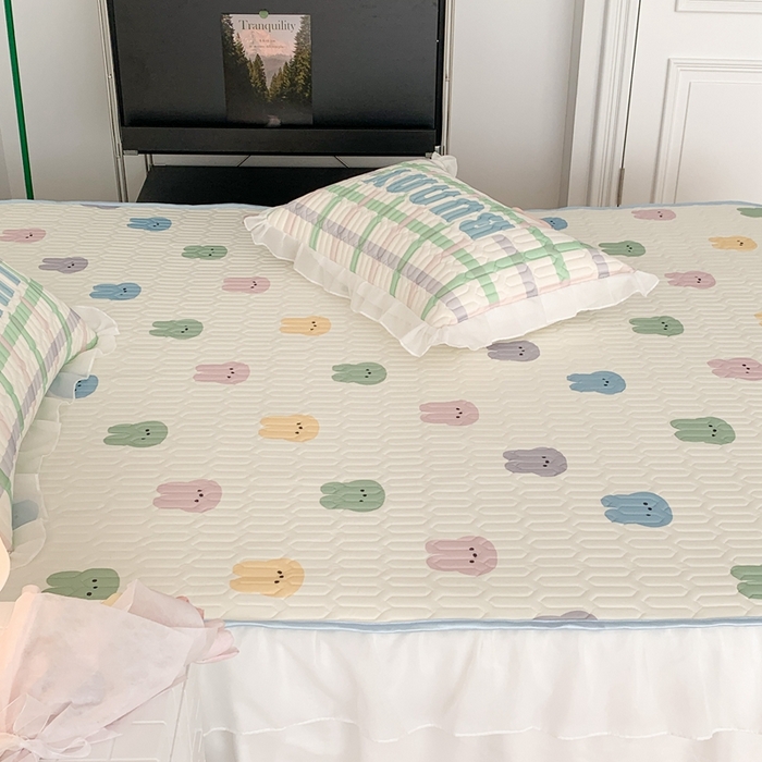 91家纺网 家纺一手货源 找家纺 昔可家纺 2023新款双层雪纺纱乳胶床裙 彩色小兔