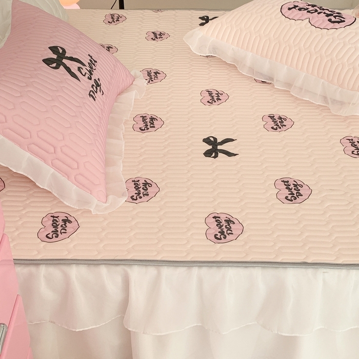 91家纺网 家纺一手货源 找家纺 昔可家纺 2023新款双层雪纺纱乳胶床裙 黑粉芭蕾少女心