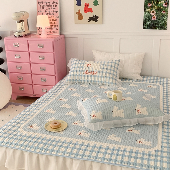 91家纺网 家纺一手货源 找家纺 昔可家纺 2023新款双层雪纺纱乳胶床裙 蝴蝶结小兔