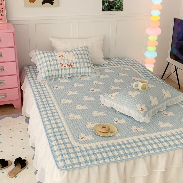 91家纺网 家纺一手货源 找家纺 昔可家纺 2023新款双层雪纺纱乳胶床裙 蝴蝶结小兔