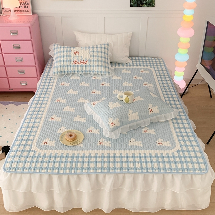 91家纺网 家纺一手货源 找家纺 昔可家纺 2023新款双层雪纺纱乳胶床裙 蝴蝶结小兔