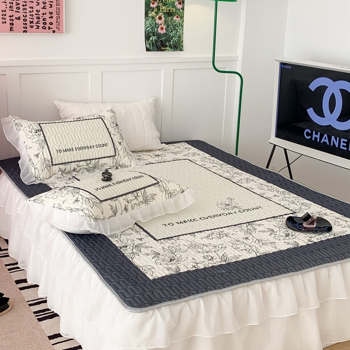 91家纺网 家纺一手货源 找家纺 昔可家纺 2023新款双层雪纺纱乳胶床裙 夏奈花园