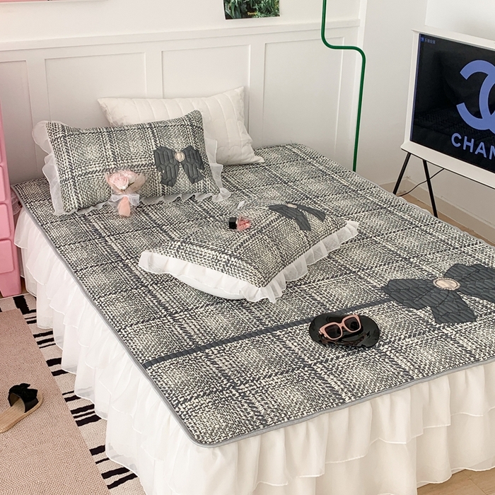 91家纺网 家纺一手货源 找家纺 昔可家纺 2023新款双层雪纺纱乳胶床裙 香香蝴蝶结