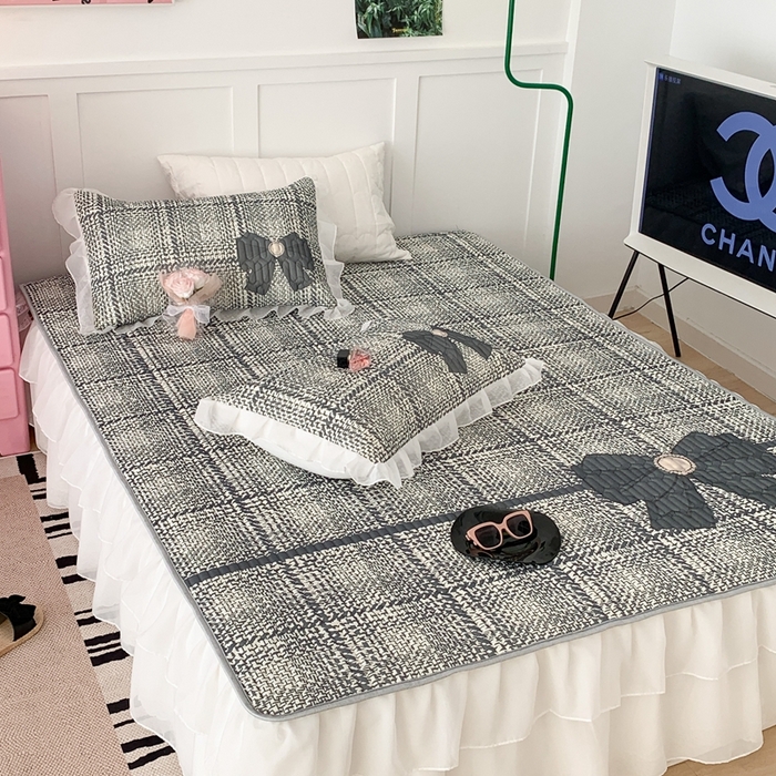 91家纺网 家纺一手货源 找家纺 昔可家纺 2023新款双层雪纺纱乳胶床裙 香香蝴蝶结