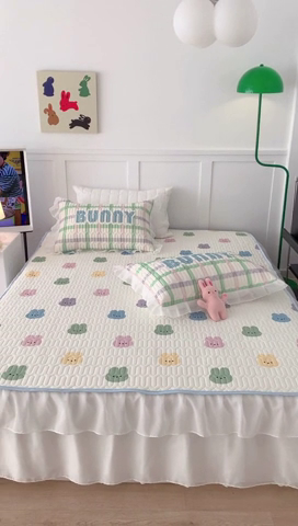 91家纺网 家纺一手货源 找家纺 昔可家纺 2023新款双层雪纺纱乳胶床裙 彩色小兔