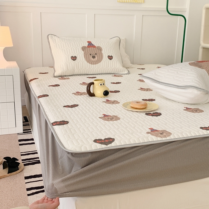 91家纺网 家纺一手货源 找家纺 昔可 2023新款床笠款乳胶凉席 油画爱心生日熊