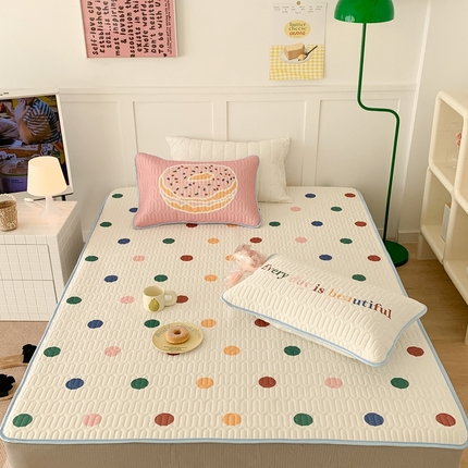 91家纺网 家纺一手货源 找家纺 昔可 2023新款床笠款乳胶凉席 彩色波点