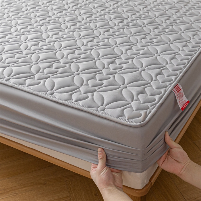 91家纺网 家纺一手货源 找家纺 鑫钰 2023新款A类母婴级大豆夹棉床笠 圆梦-高级灰