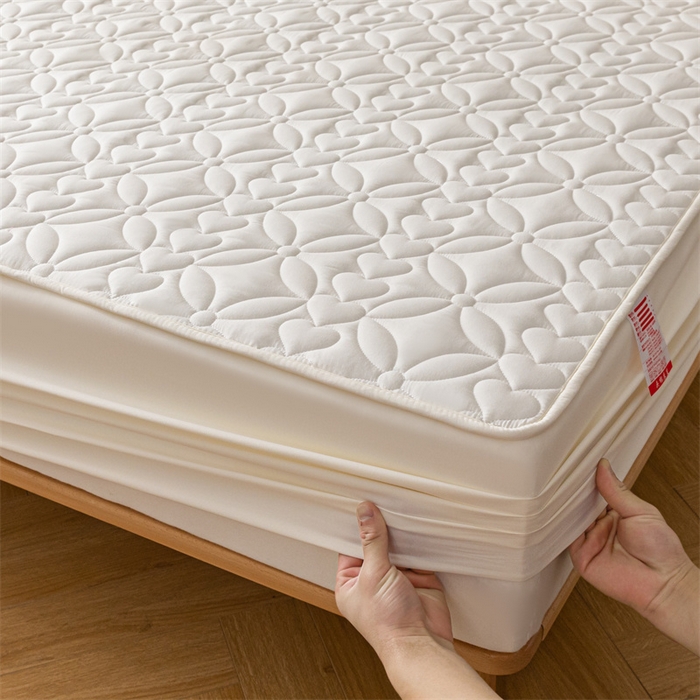 91家纺网 家纺一手货源 找家纺 鑫钰 2023新款A类母婴级大豆夹棉床笠 圆梦-优雅白