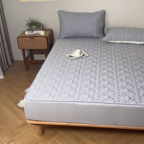 91家纺网 家纺一手货源 找家纺 鑫钰 2023新款A类母婴级大豆夹棉床笠 圆梦-高级灰