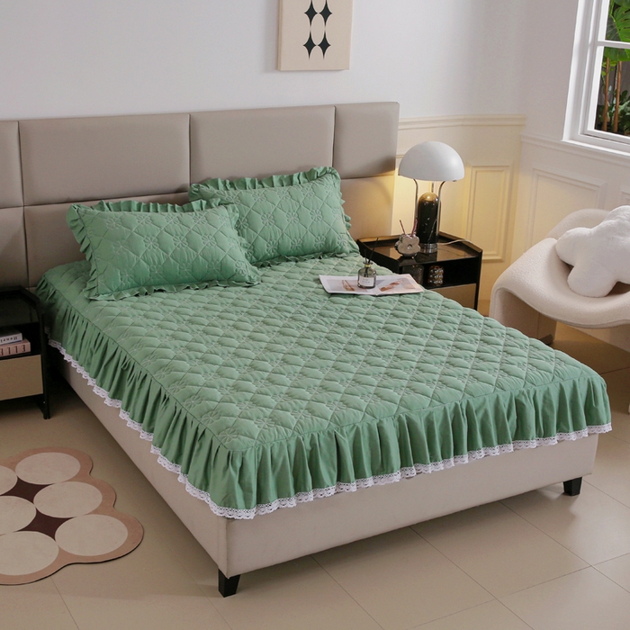 91家纺网 家纺一手货源 找家纺 情煊家纺2023新款全棉夹棉纯色花边床笠 浅绿