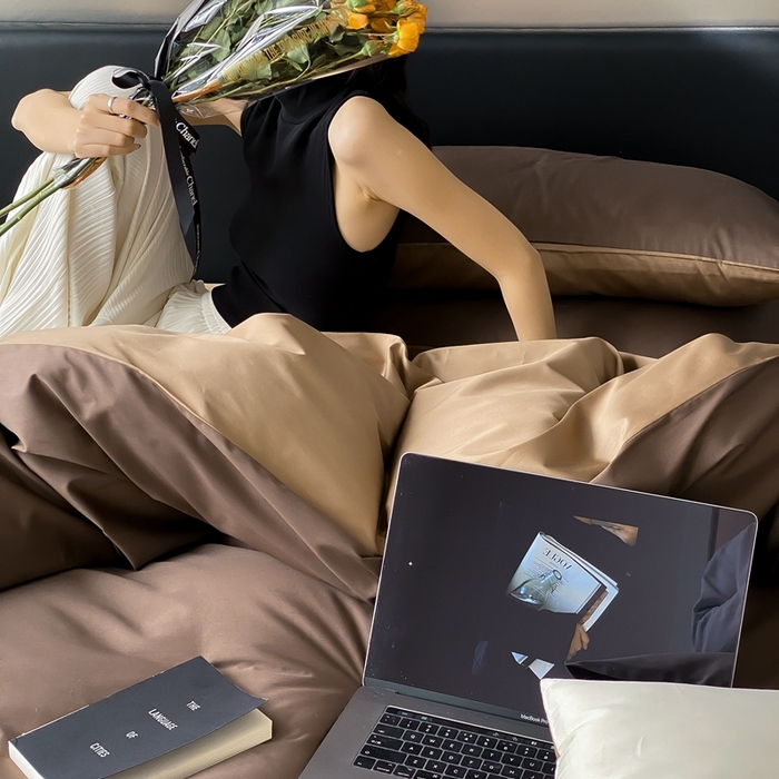 91家纺网 家纺一手货源 找家纺 梦享生活家居 2023新款100支长绒棉贡缎双拼四件套 摩卡棕