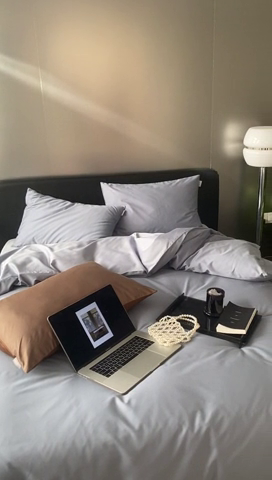 91家纺网 家纺一手货源 找家纺 梦享生活家居 2023新款100支长绒棉贡缎双拼四件套 神秘蓝