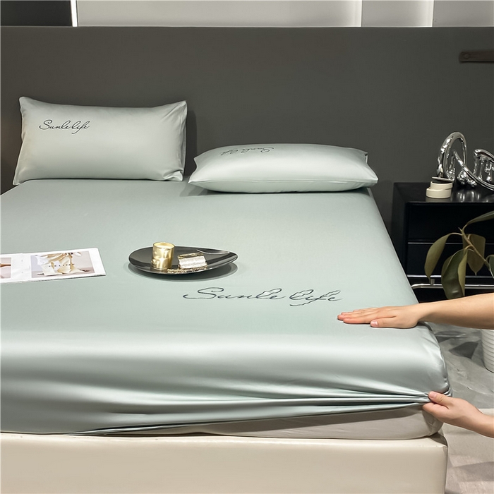 91家纺网 家纺一手货源 找家纺 古吉梦2024新款S刺绣A类抗菌防螨-冰丝床笠三件套 S刺绣-梵星蓝