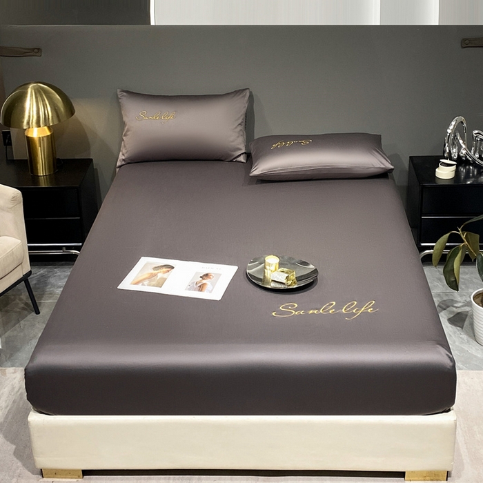 91家纺网 家纺一手货源 找家纺 古吉梦2024新款S刺绣A类抗菌防螨-冰丝床笠三件套 S刺绣-高级灰