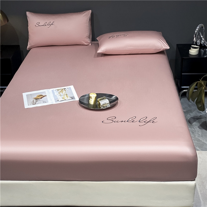 91家纺网 家纺一手货源 找家纺 古吉梦2024新款S刺绣A类抗菌防螨-冰丝床笠三件套 S刺绣-藕粉