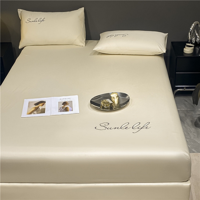 91家纺网 家纺一手货源 找家纺 古吉梦2024新款S刺绣A类抗菌防螨-冰丝床笠三件套 S刺绣-奶昔白