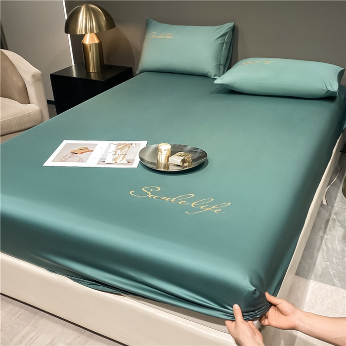 91家纺网 家纺一手货源 找家纺 古吉梦2024新款S刺绣A类抗菌防螨-冰丝床笠三件套 S刺绣-浅灰