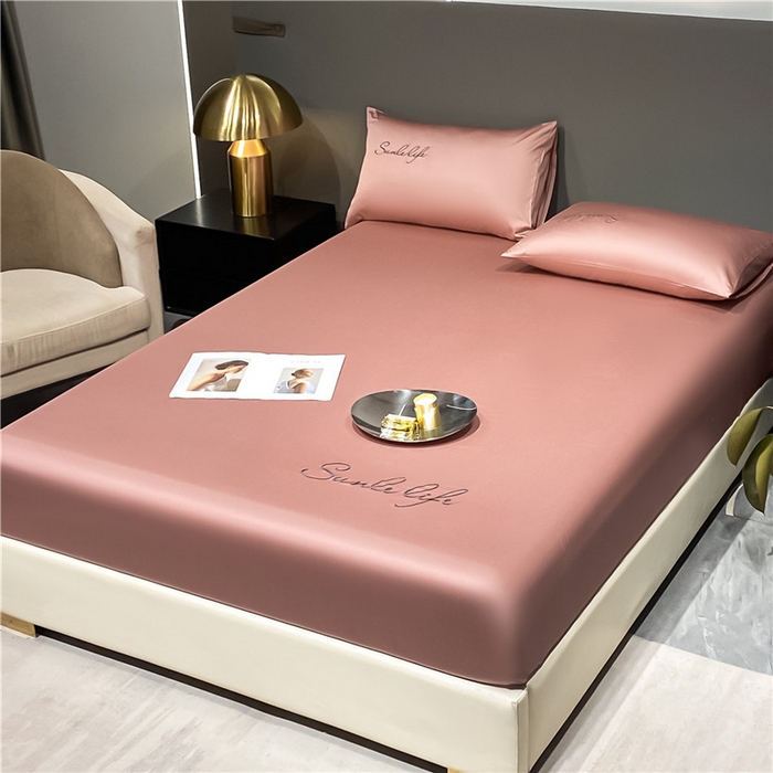 91家纺网 家纺一手货源 找家纺 古吉梦2024新款S刺绣A类抗菌防螨-冰丝床笠三件套 S刺绣-紫豆沙