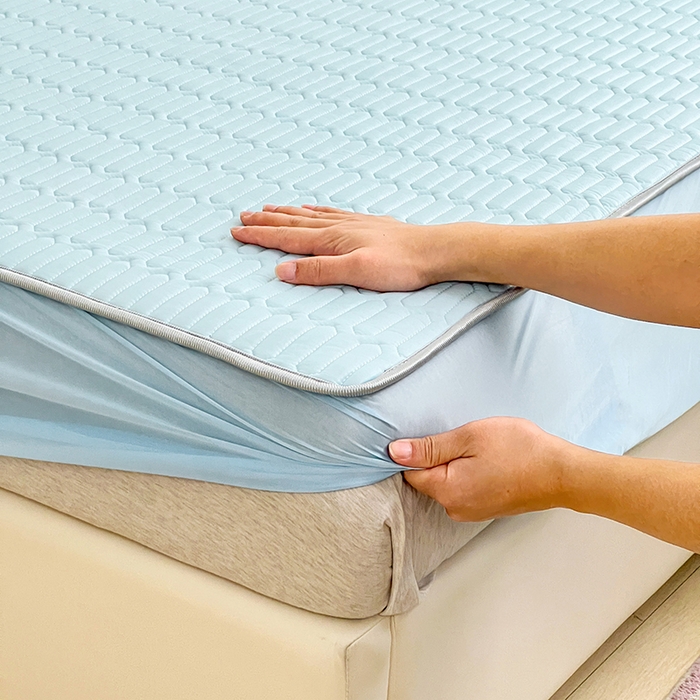 91家纺网 家纺一手货源 找家纺 民新家纺 2023新款乳胶凉席床笠款 天空蓝